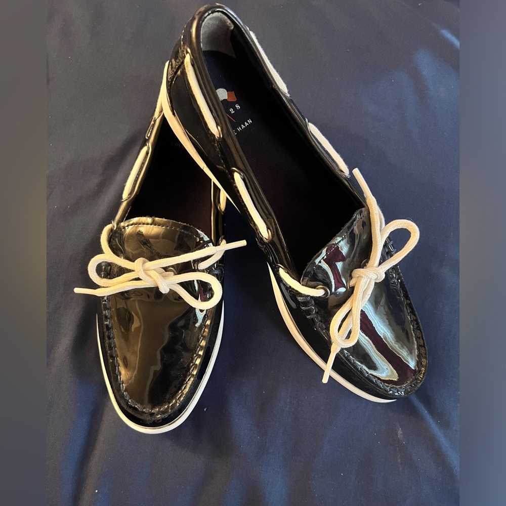COLE HAAN - Navy blue Nantucket Camp patent leather shoes size 9
